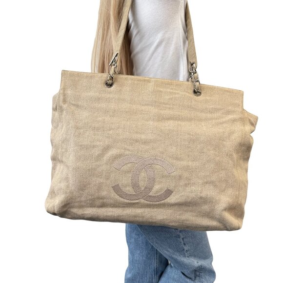 CHANEL Vintage CC Big Logo Shoulder Tote Large Bag Beige Canvas Linen [106206] - Picture 1 of 15